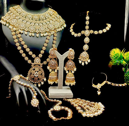 Royal Kundan Bridal Jewellery Set With Green Beads, Choker Necklace, Long Haar, Maang Tikka, Earrings, Haathphool And Ring, Traditional Wedding Festive Wear Jewellery For Women