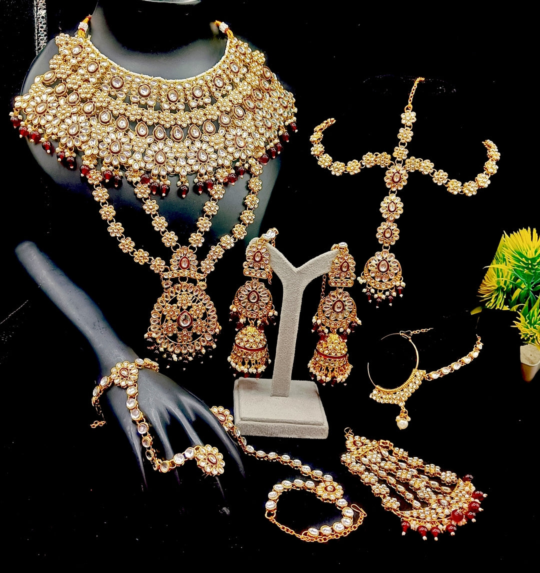 Royal Kundan Bridal Jewellery Set With Green Beads, Choker Necklace, Long Haar, Maang Tikka, Earrings, Haathphool And Ring, Traditional Wedding Festive Wear Jewellery For Women