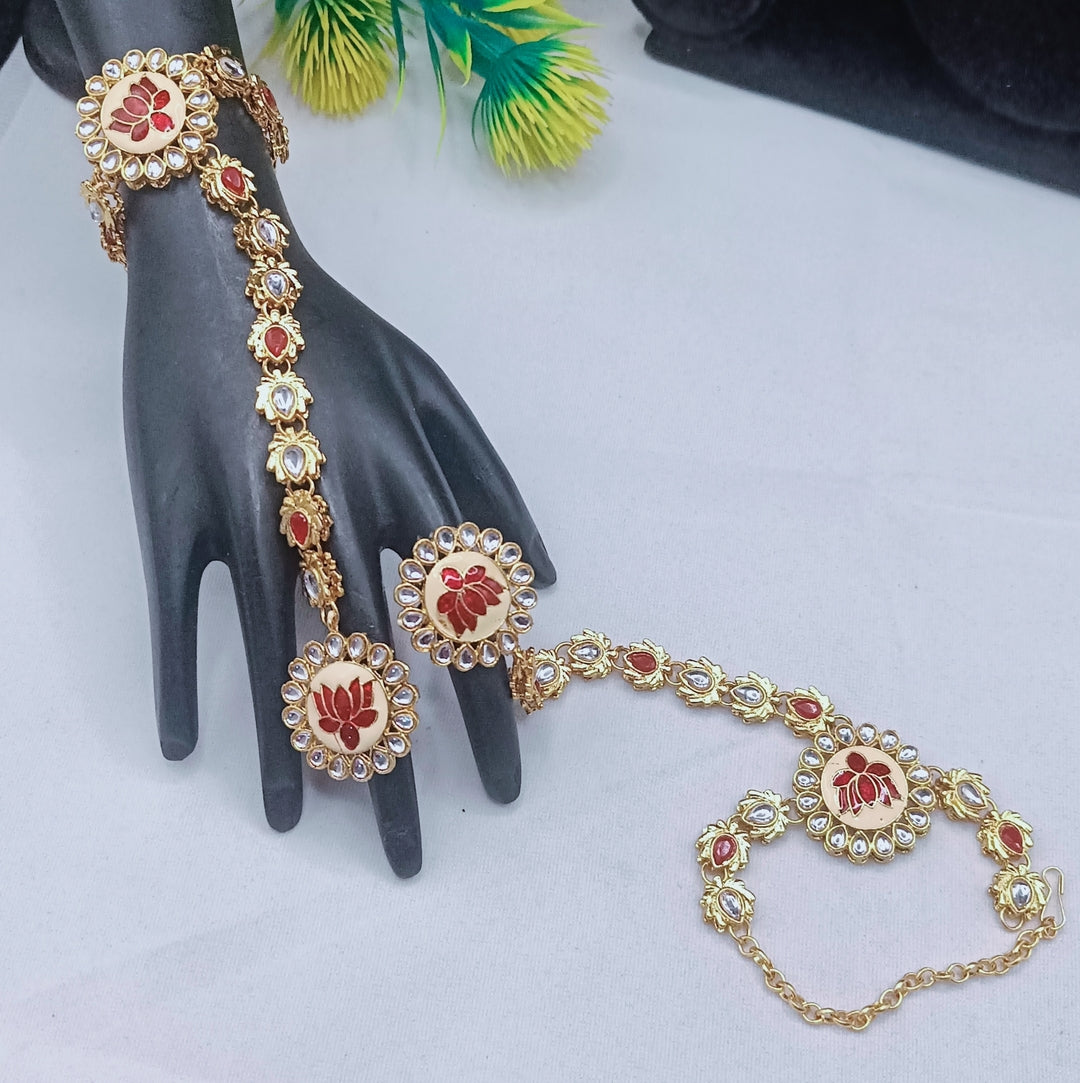 Royal Kundan Bridal Jewellery Set With Green Beads, Choker Necklace, Long Haar, Maang Tikka, Earrings, Haathphool And Ring, Traditional Wedding Festive Wear Jewellery For Women