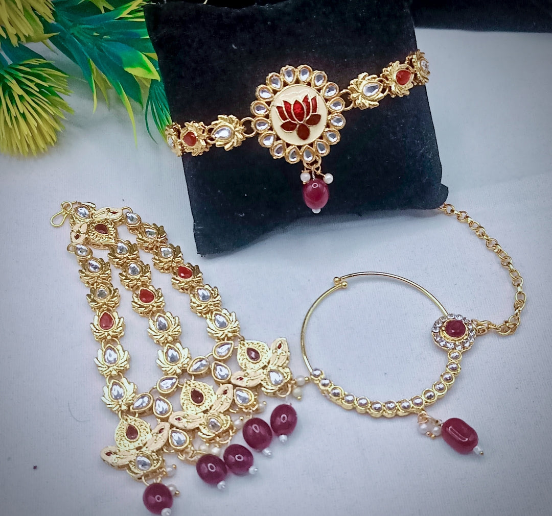 Royal Kundan Bridal Jewellery Set With Green Beads, Choker Necklace, Long Haar, Maang Tikka, Earrings, Haathphool And Ring, Traditional Wedding Festive Wear Jewellery For Women