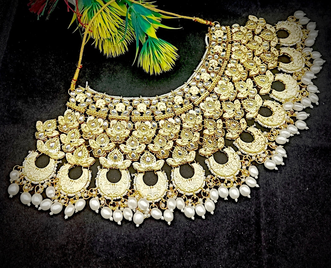 Royal Kundan Bridal Jewellery Set With Green Beads, Choker Necklace, Long Haar, Maang Tikka, Earrings, Haathphool And Ring, Traditional Wedding Festive Wear Jewellery For Women